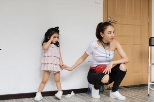 医生爆料郑希怡视频大全,揭秘背后惊人内幕